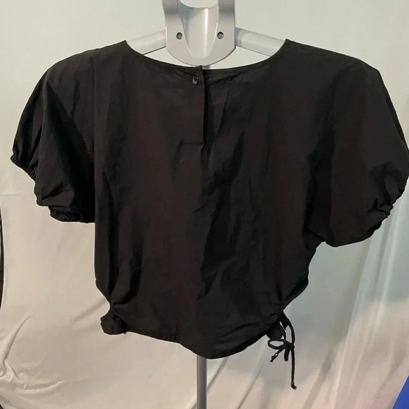 Madewell Item NL647 Plus Poplin Puff-Sleeve Cutout Crop Top size small - black - Picture 9 of 11